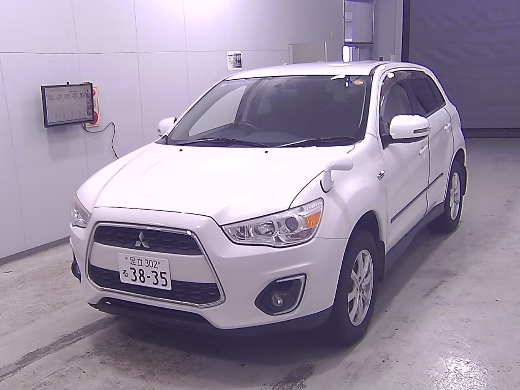 MITSUBISHI RVR