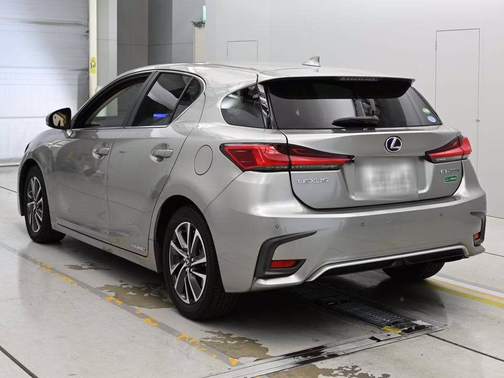 LEXUS CT200H