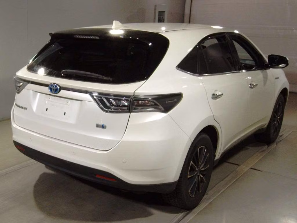 TOYOTA HARRIER