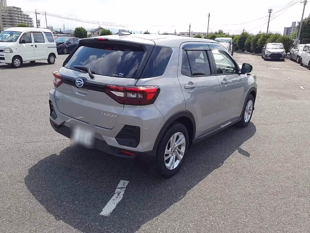 DAIHATSU ROCKY