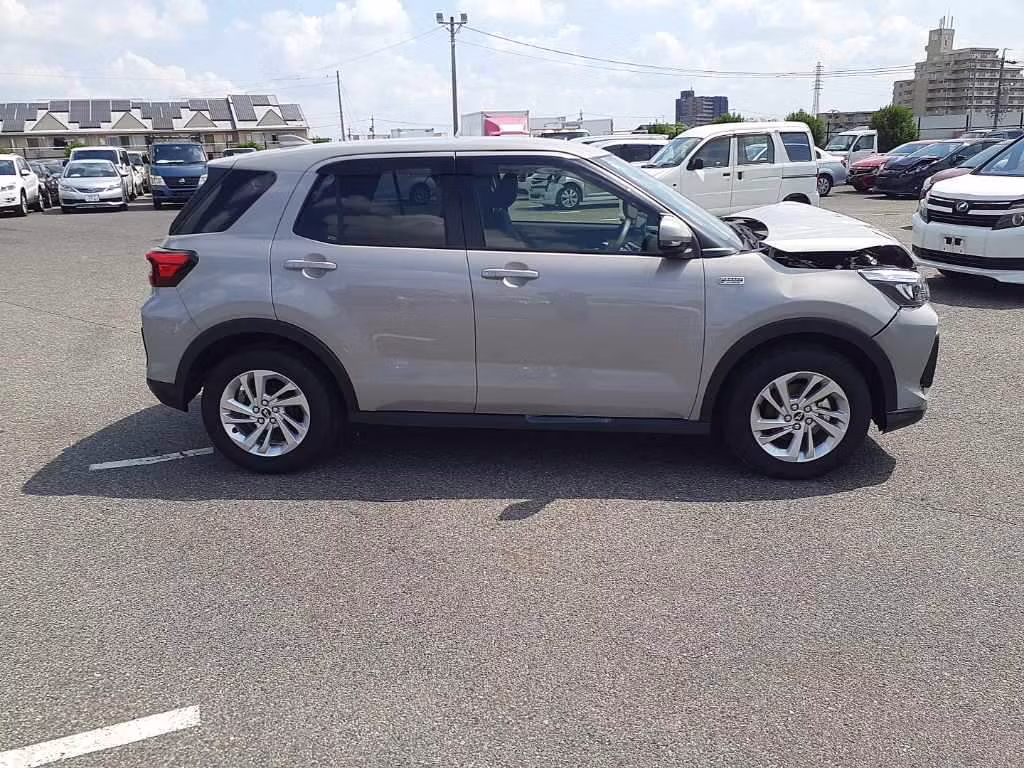 DAIHATSU ROCKY