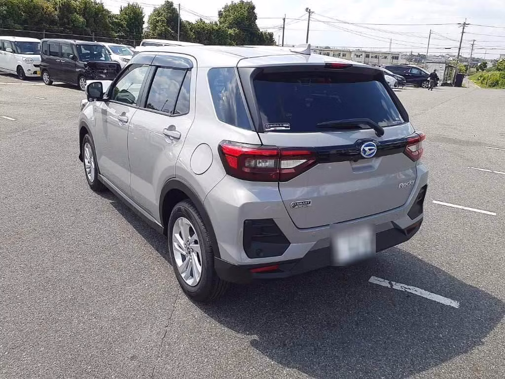 DAIHATSU ROCKY