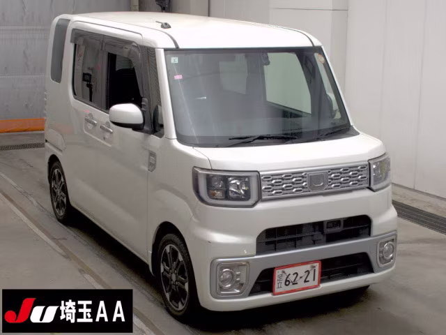 DAIHATSU WAKE