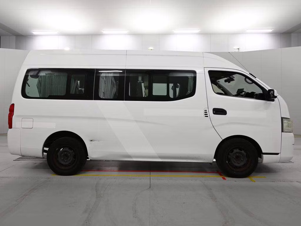 NISSAN NV350 CARAVAN