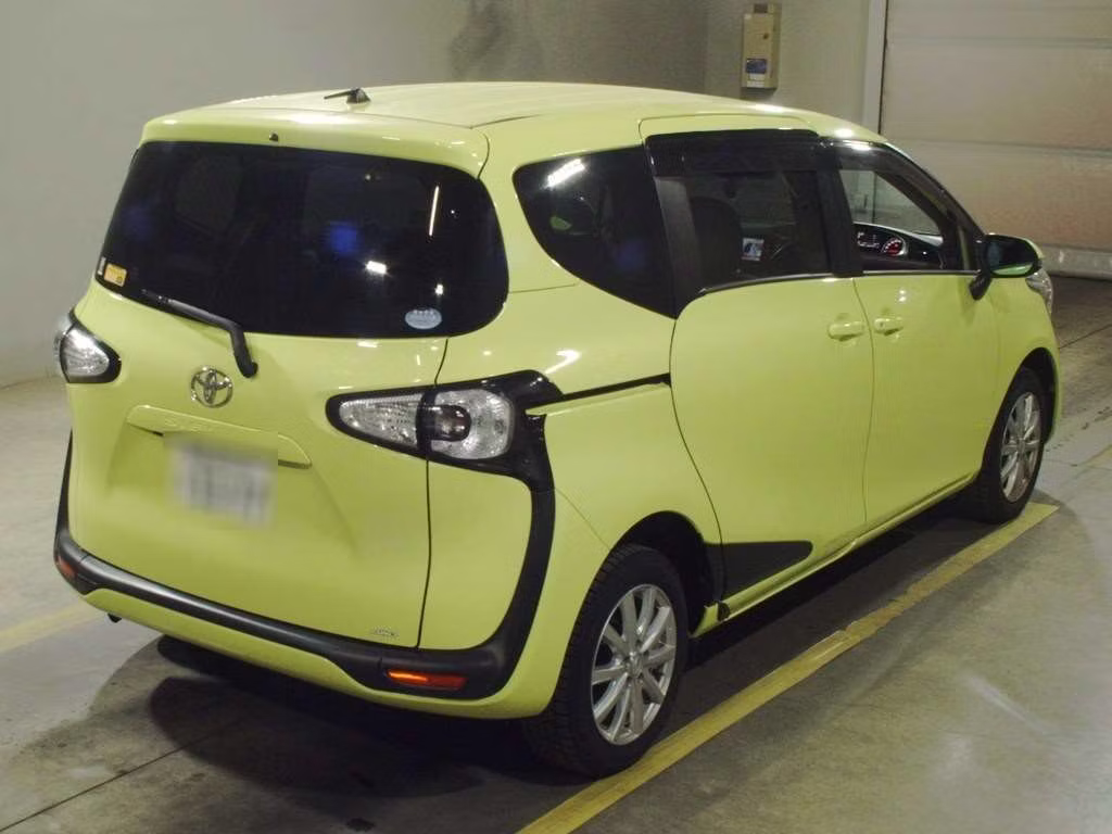 TOYOTA SIENTA