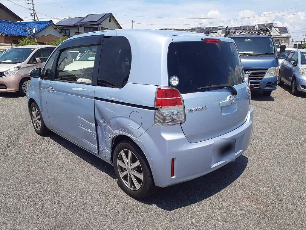 TOYOTA SPADE