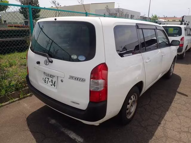 TOYOTA PROBOX