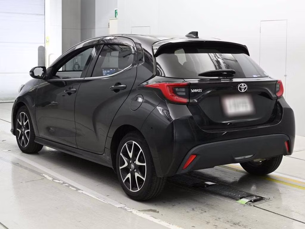 TOYOTA YARIS