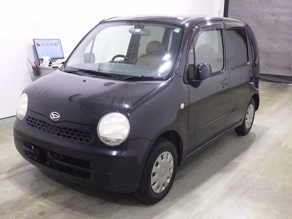 DAIHATSU MOVE LATTE