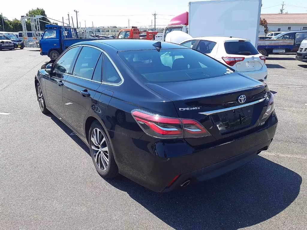 TOYOTA CROWN