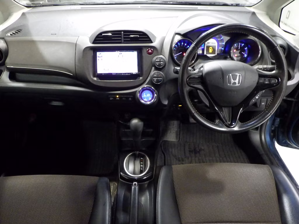 HONDA FIT SHUTTLE