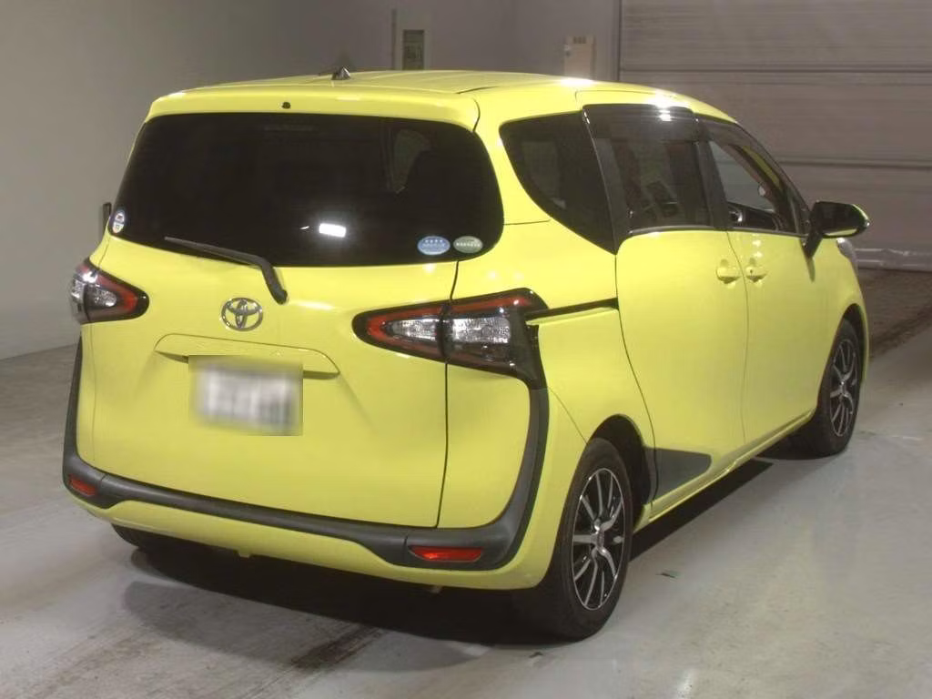 TOYOTA SIENTA