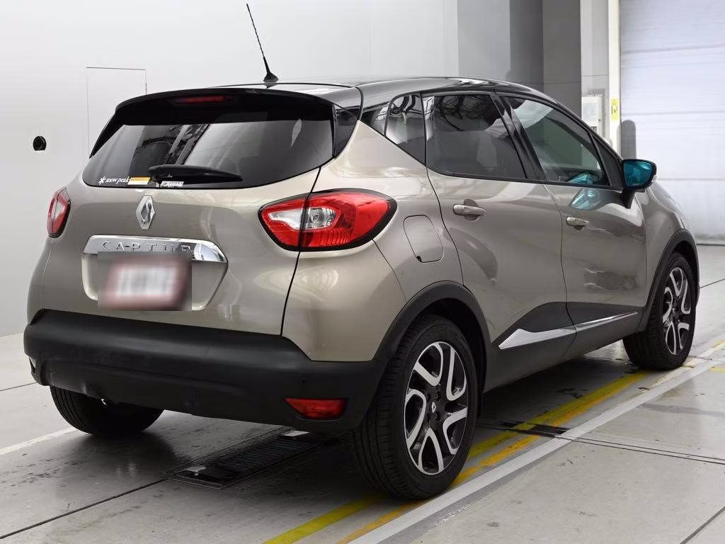 RENAULT CAPTUR