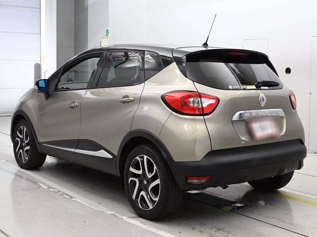 RENAULT CAPTUR