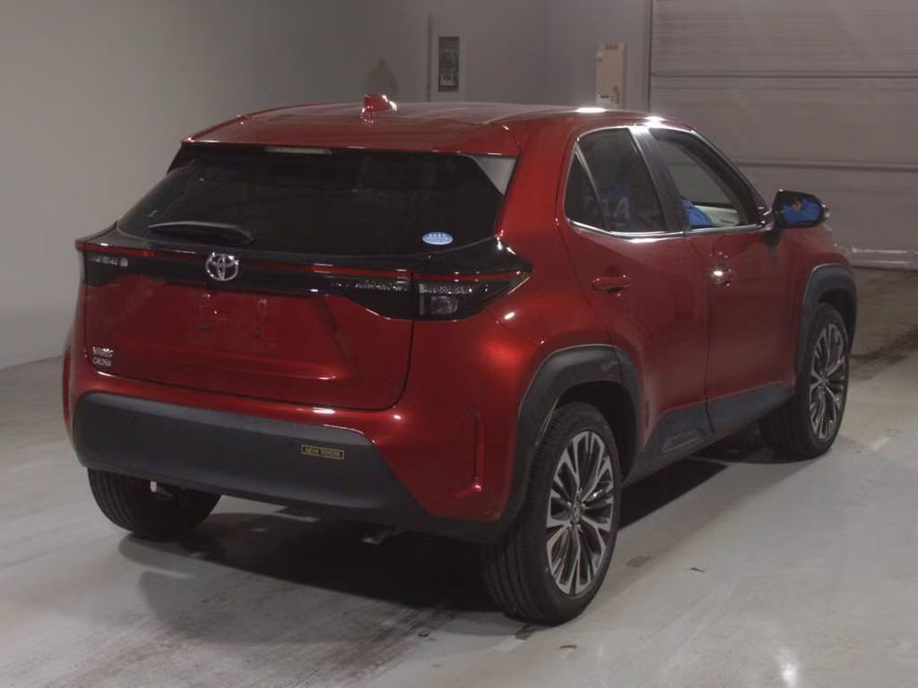 TOYOTA YARIS CROSS