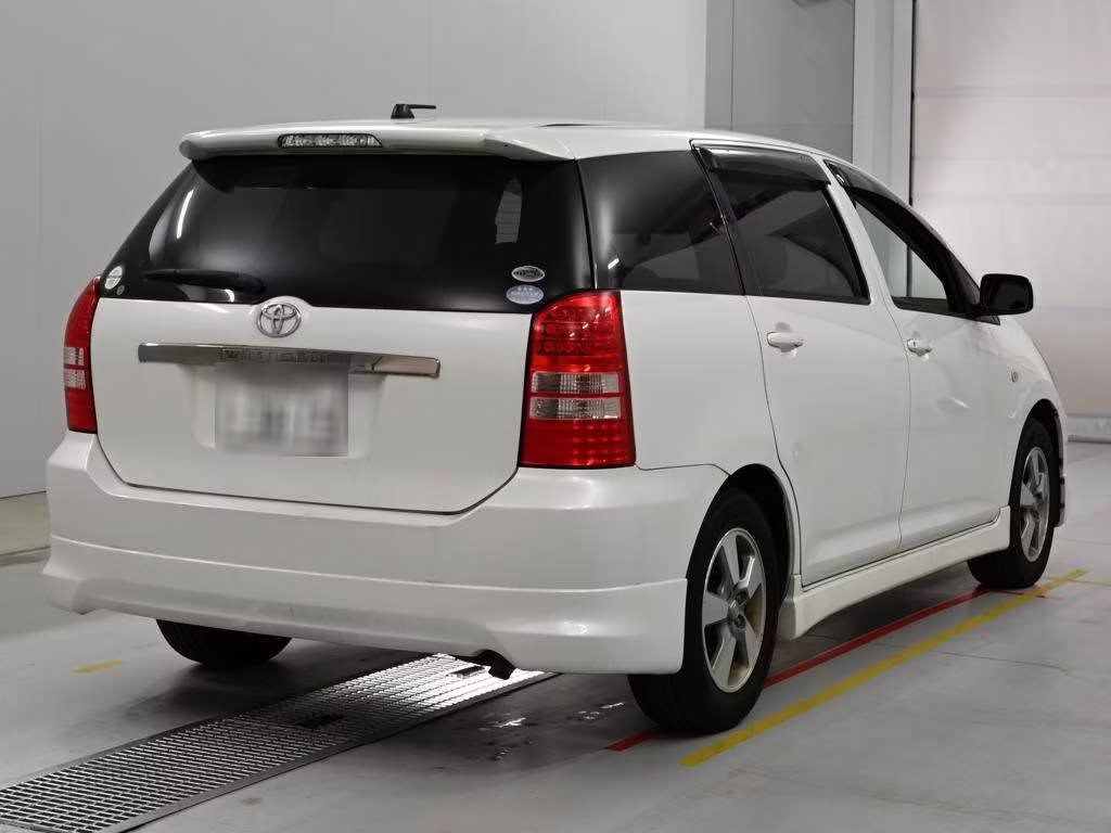 TOYOTA WISH