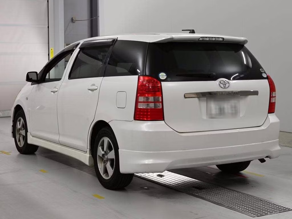 TOYOTA WISH