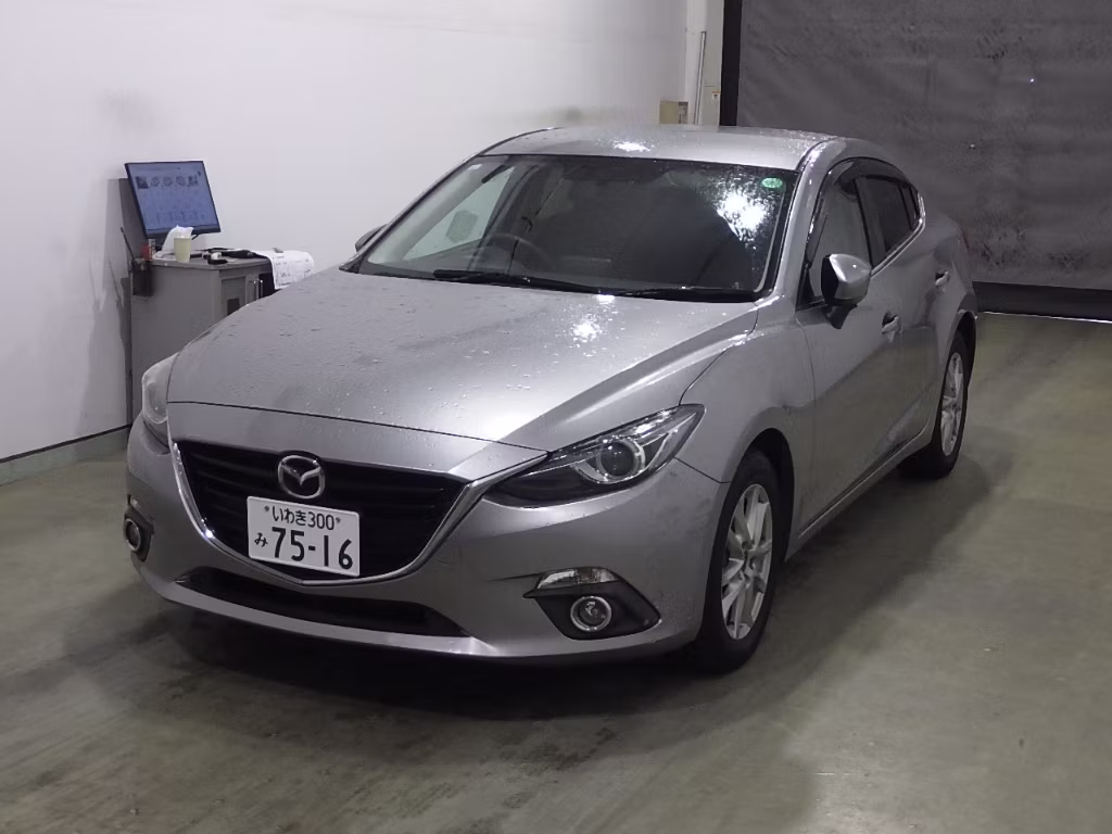 MAZDA AXELA