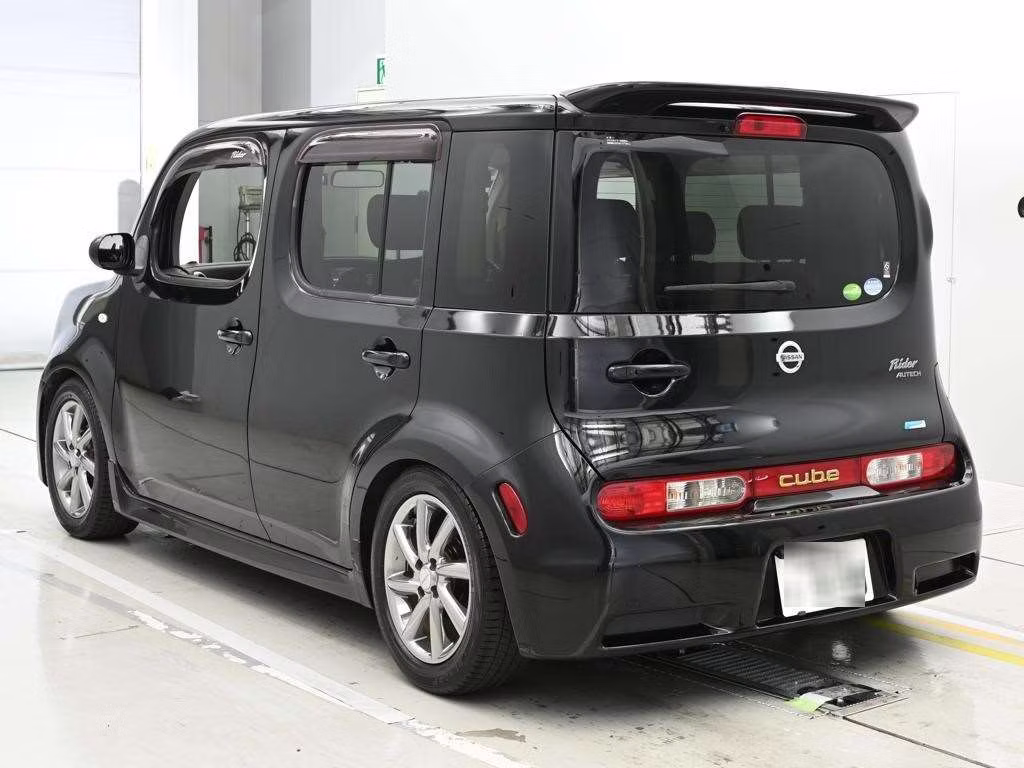 NISSAN CUBE