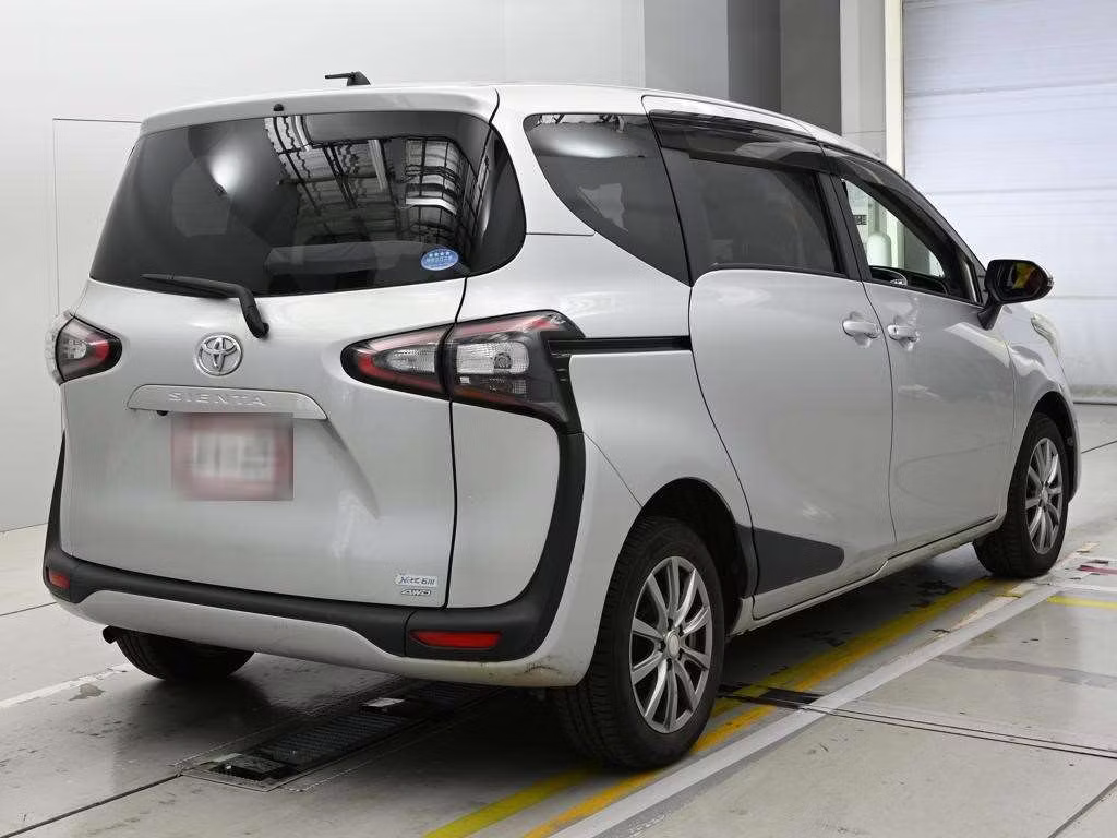 TOYOTA SIENTA