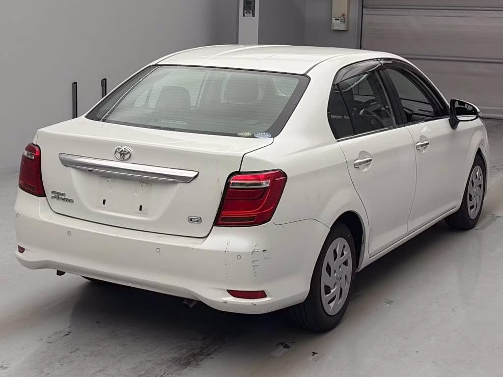 TOYOTA COROLLA AXIO