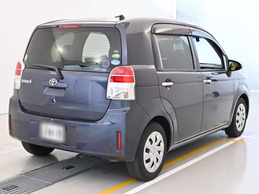 TOYOTA SPADE