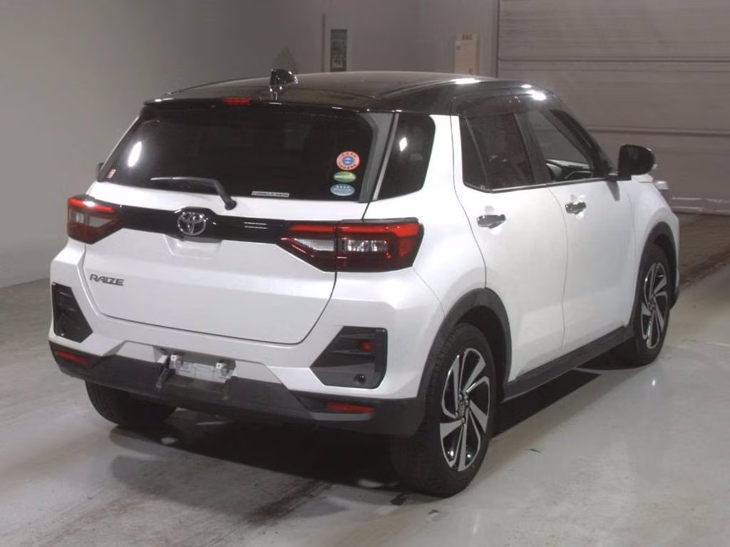 TOYOTA RAIZE