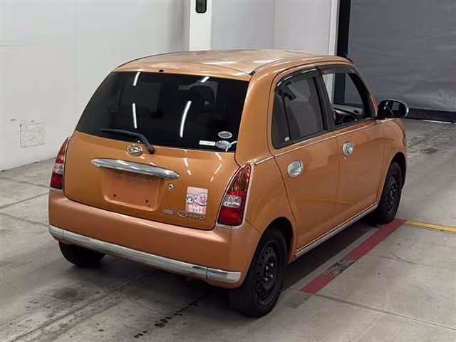 DAIHATSU MIRA GINO