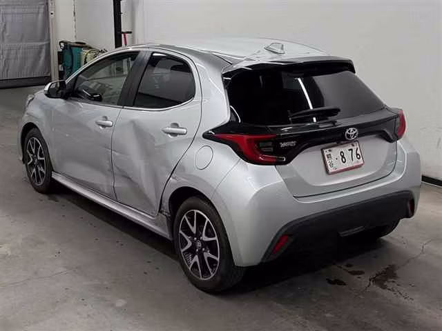 TOYOTA YARIS