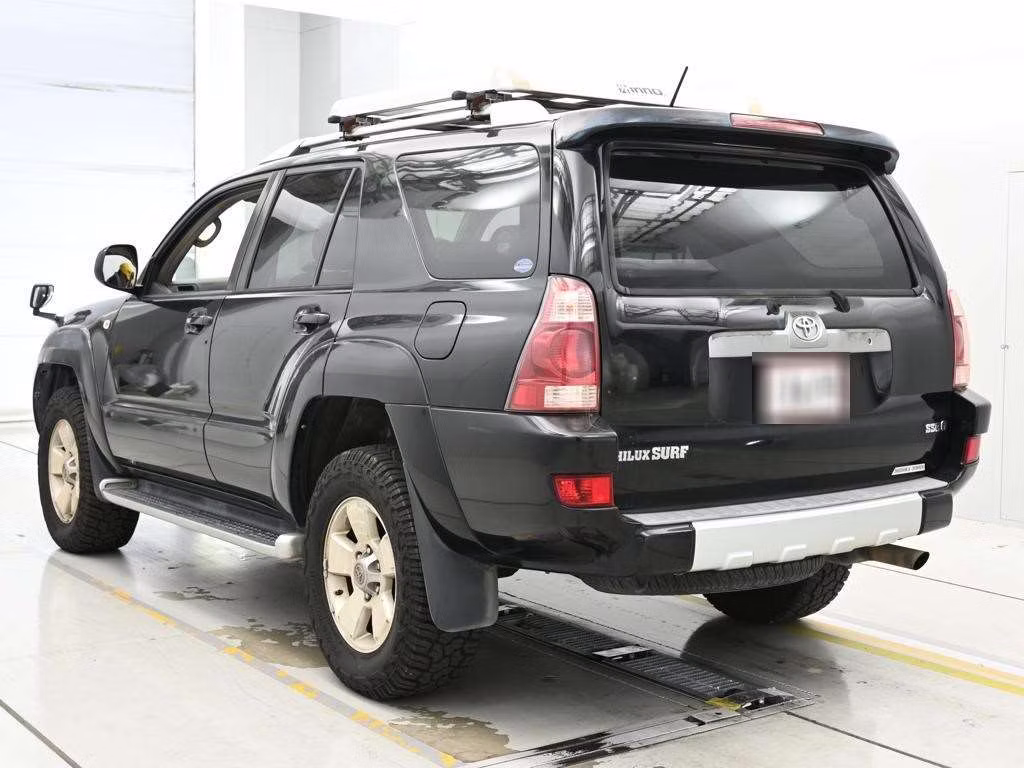 TOYOTA HILUX SURF