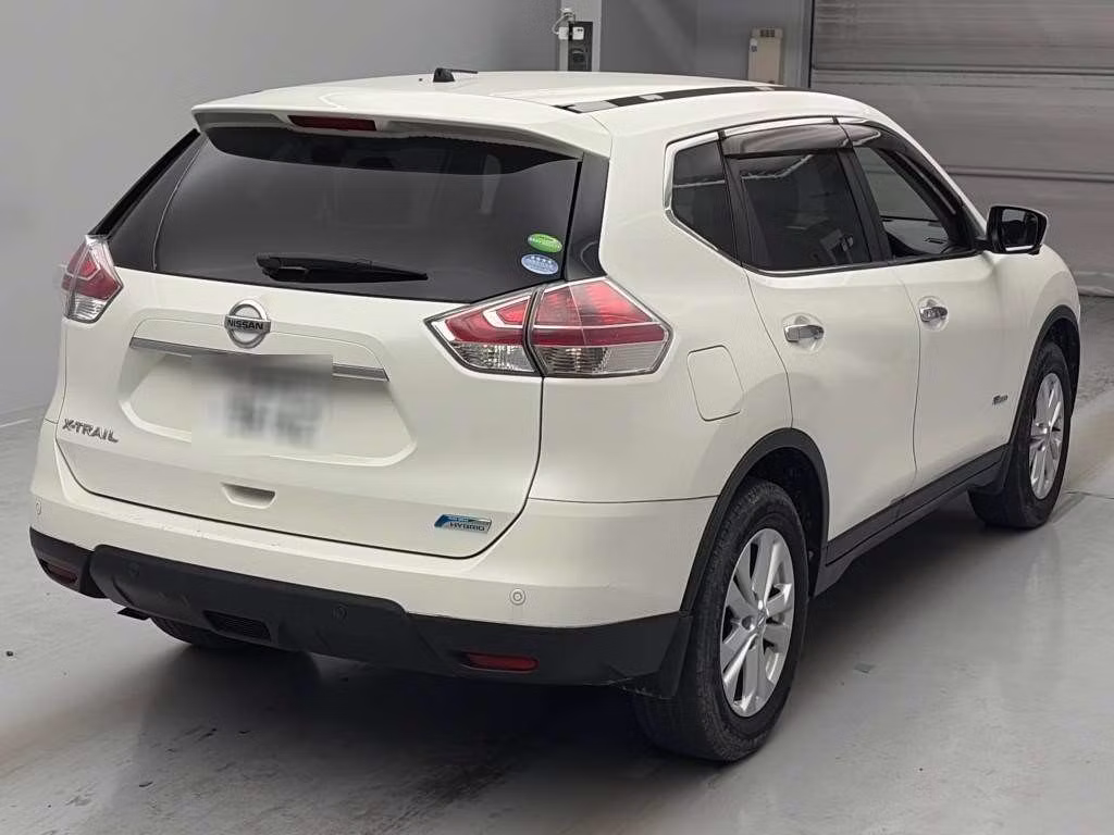 NISSAN X-TRAIL