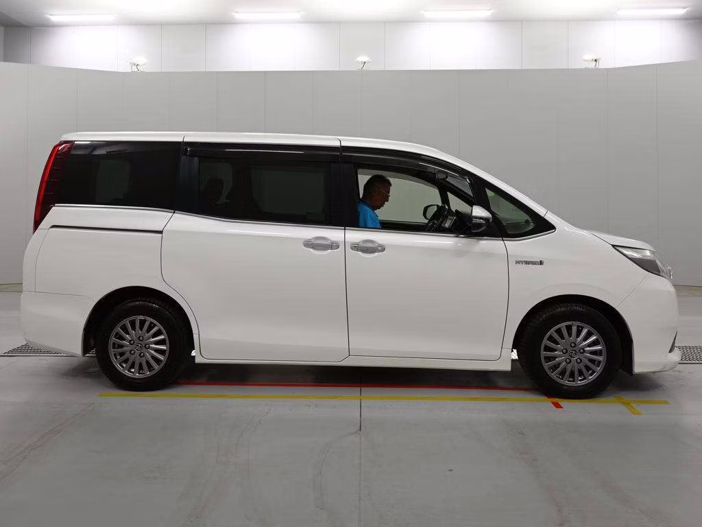 TOYOTA ESQUIRE