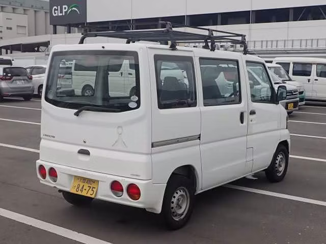 MITSUBISHI MINICAB