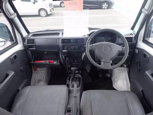MITSUBISHI MINICAB