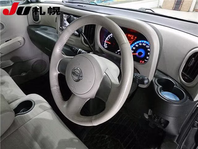 NISSAN CUBE