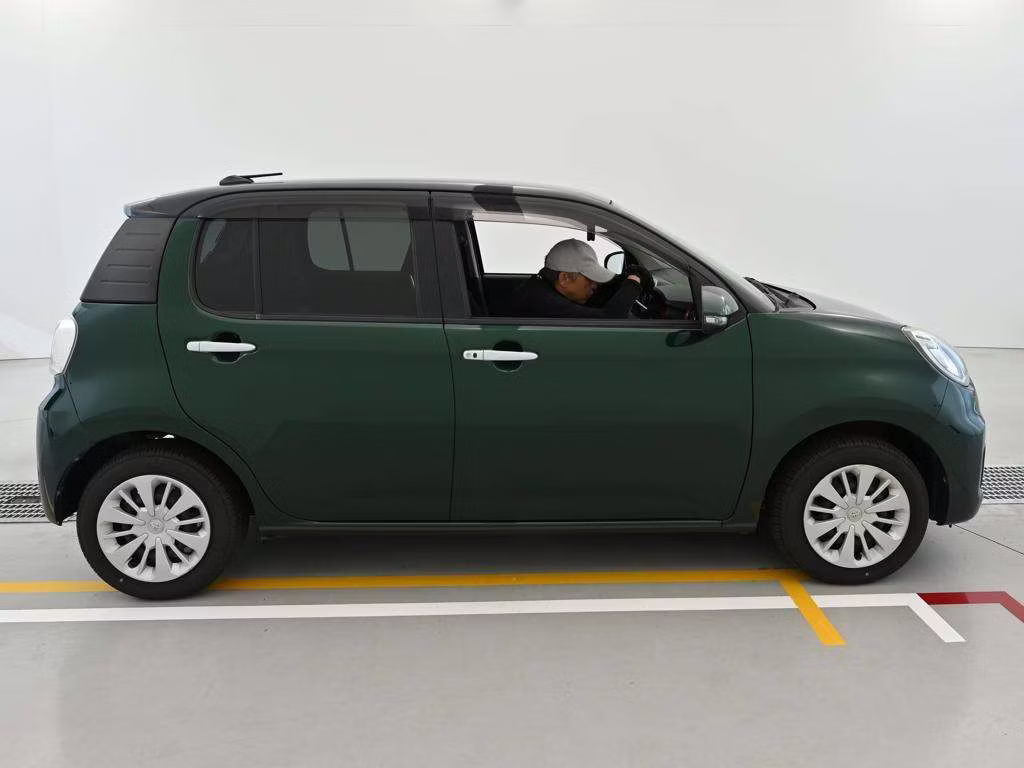 TOYOTA PASSO