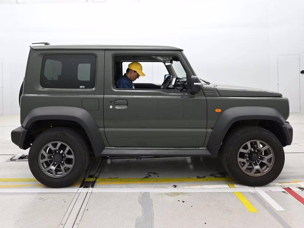 SUZUKI JIMNY SIERRA