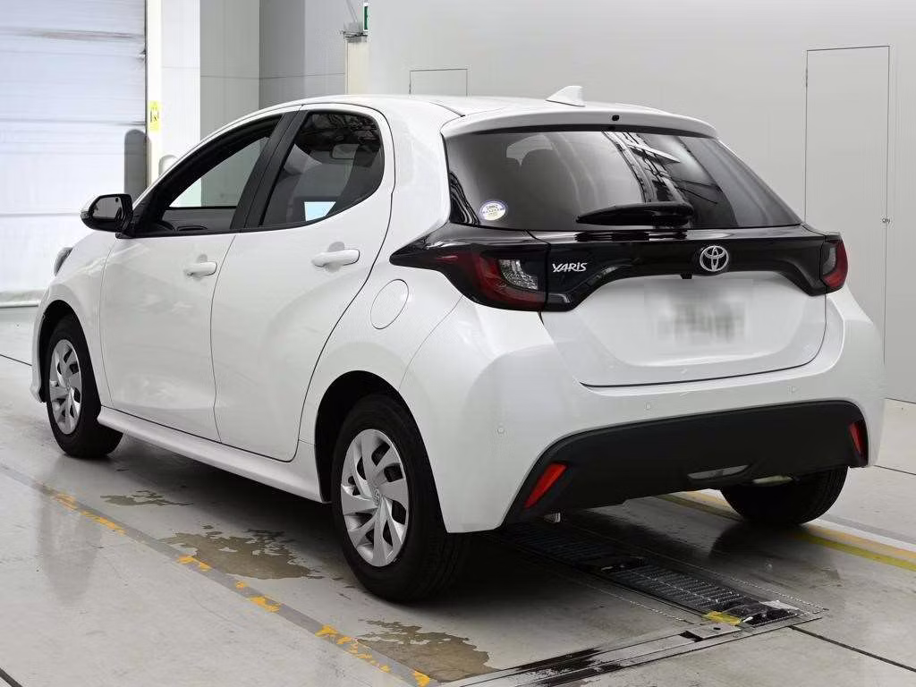 TOYOTA YARIS