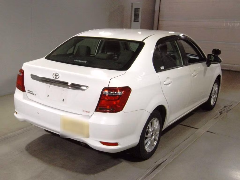 TOYOTA COROLLA AXIO