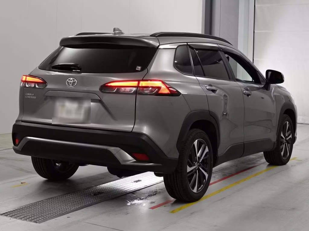 TOYOTA COROLLA CROSS