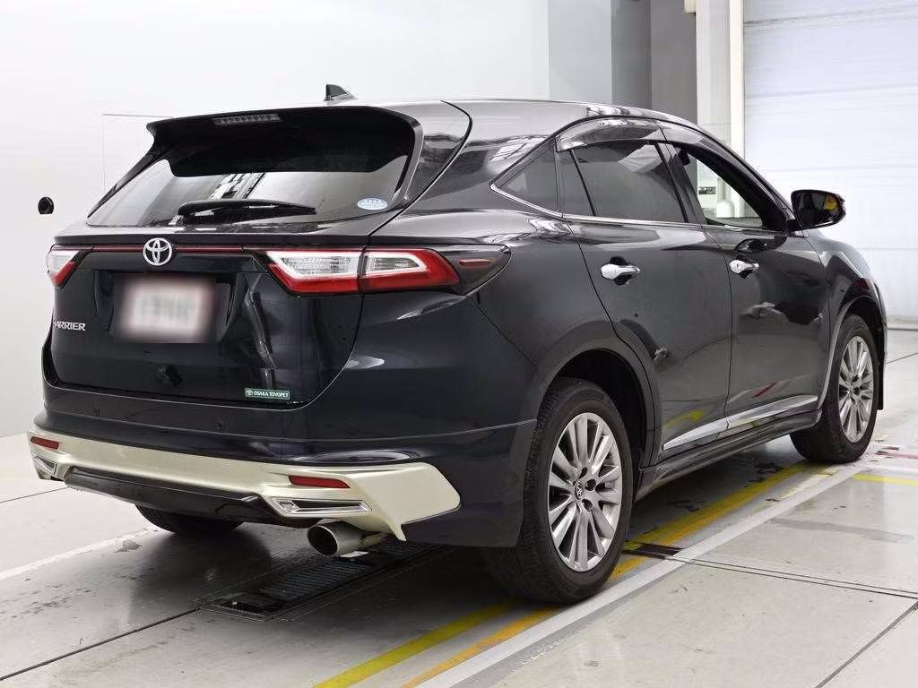 TOYOTA HARRIER