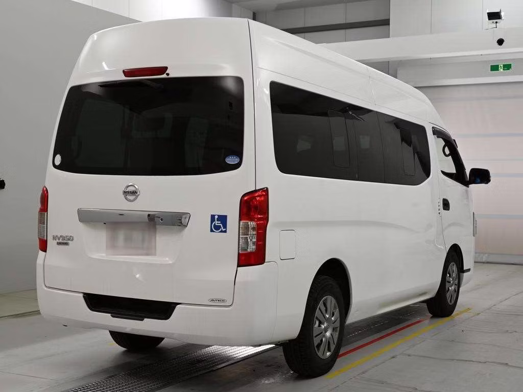 NISSAN NV350 CARAVAN