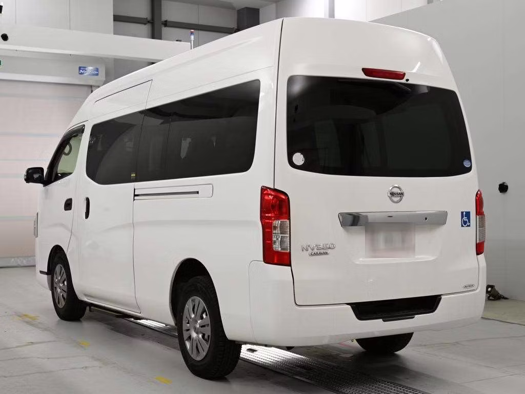 NISSAN NV350 CARAVAN
