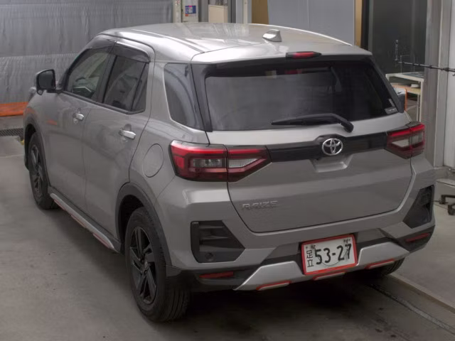 TOYOTA RAIZE