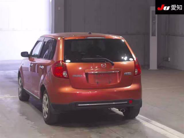 MAZDA VERISA