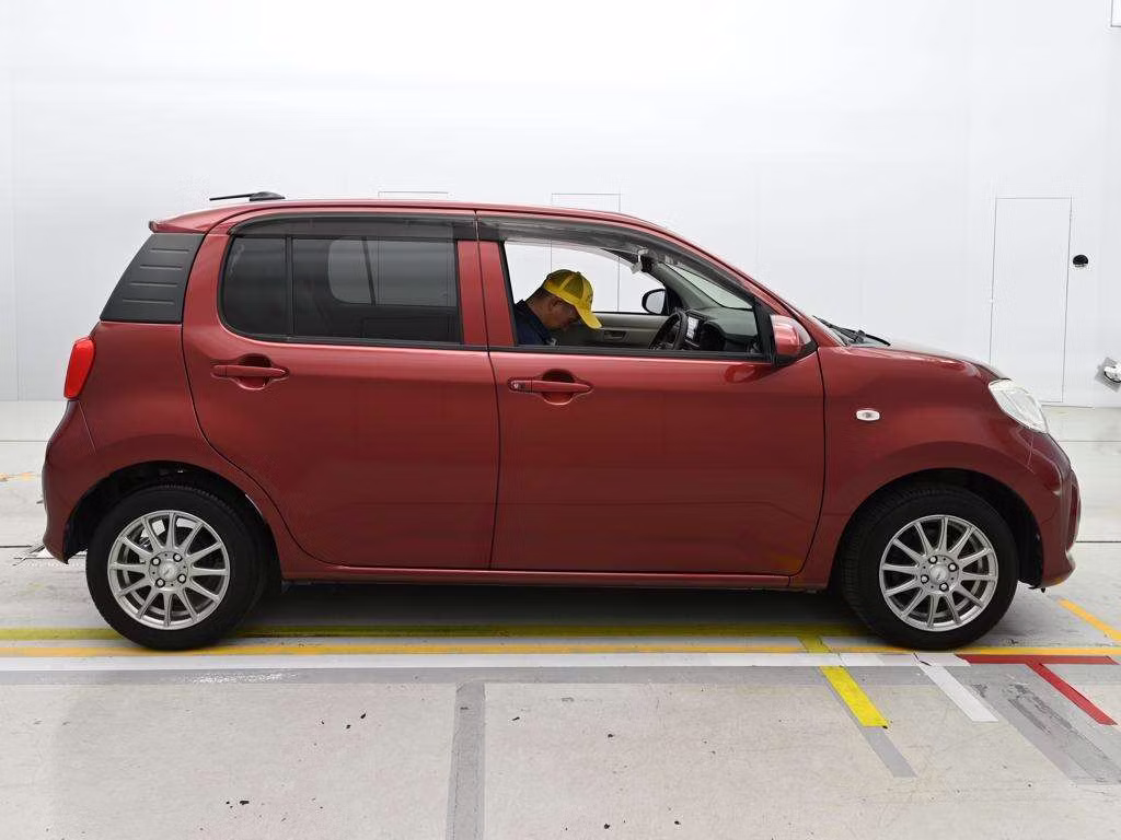TOYOTA PASSO