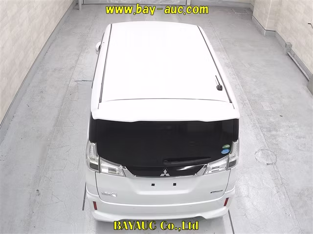 MITSUBISHI DELICA D:2