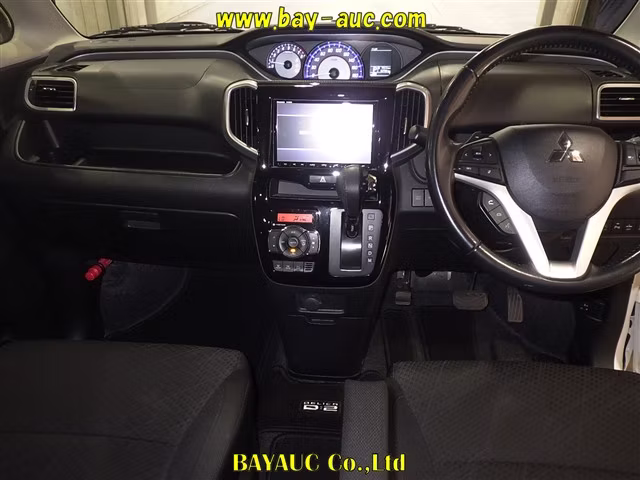 MITSUBISHI DELICA D:2