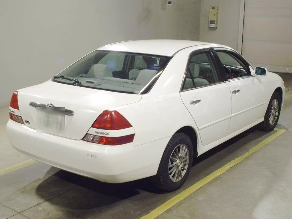 TOYOTA MARK II