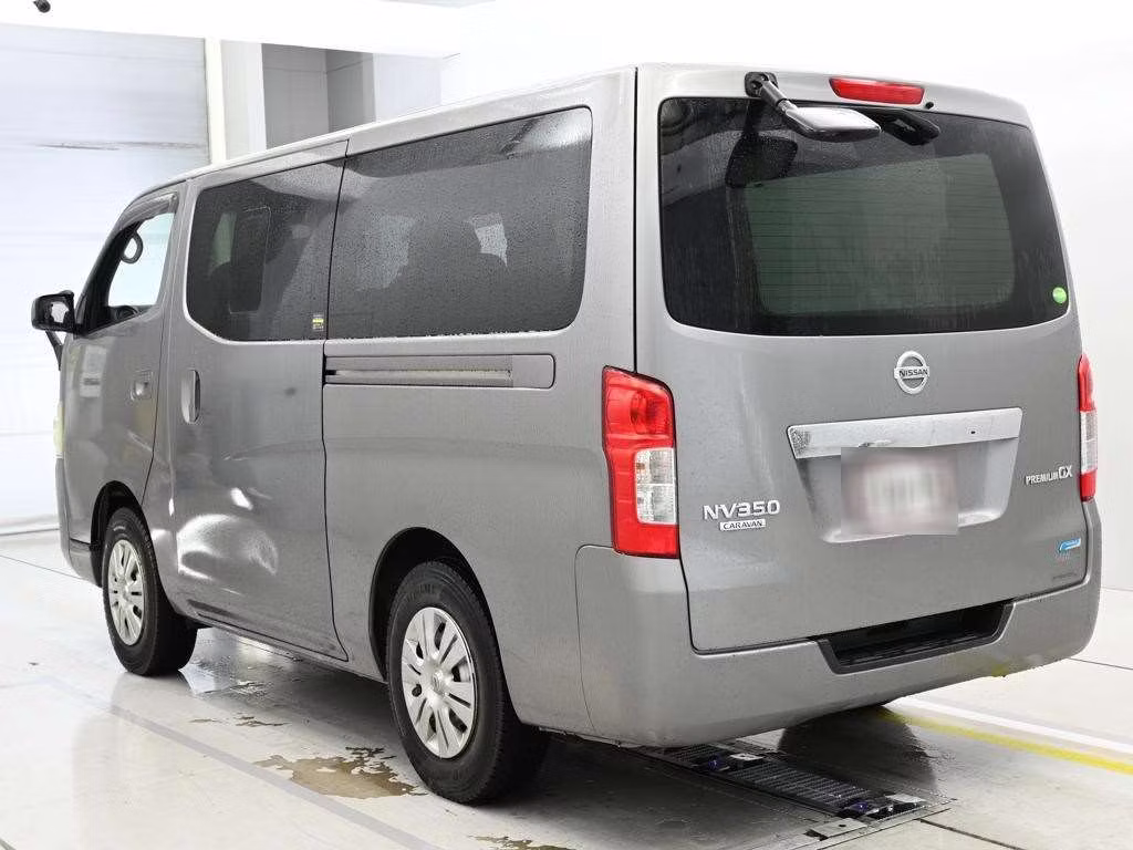 NISSAN NV350 CARAVAN